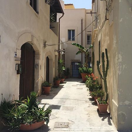Ferienwohnung Rosa Di Ortigia Syrakus Exterior foto